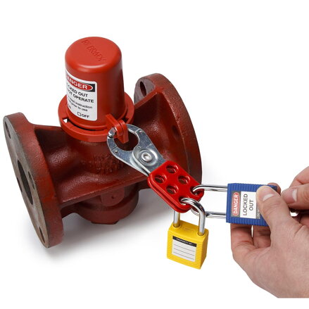 BASE COVER PLUG VALVE LOCKOUT 1 3/8" BASE COVER PLUG VALVE LOCKOUT 1 3/8"