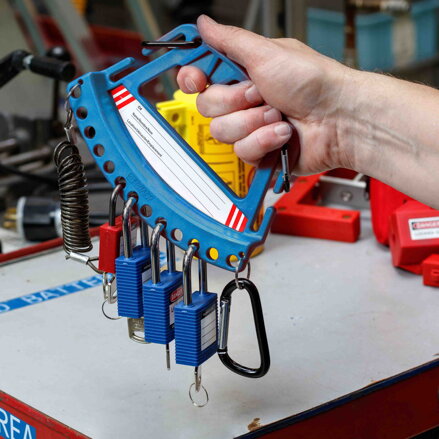 SAFETY LOCK & TAG CARRIER - BLUE SAFETY LOCK & TAG CARRIER - BLUE