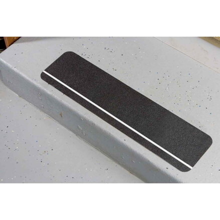 PHOTOLUM. ANTISKID DIECUT CLEAT
