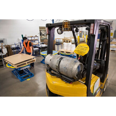 FORKLIFT COVER CAUTION DO NOT MOVE 20"