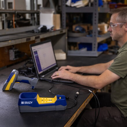 Brady BR-V3200-KIT4-EU 324270