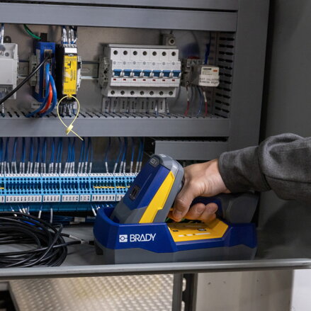 Brady BR-V3200-KIT4-EU 324270